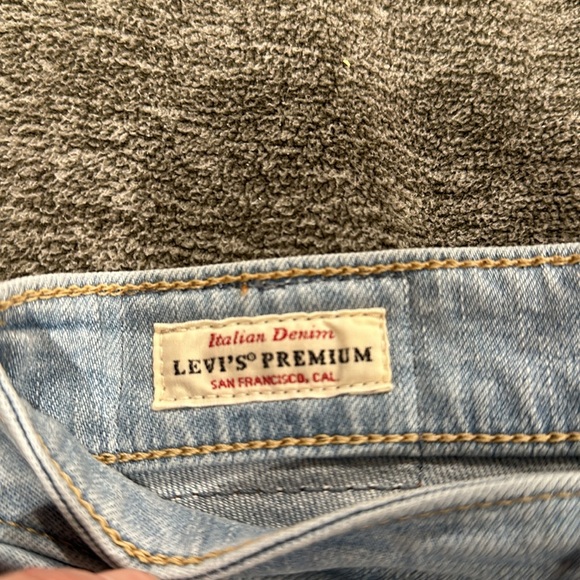 721™ HIGH RISE SKINNY LEVI JEANS - Picture 4 of 10